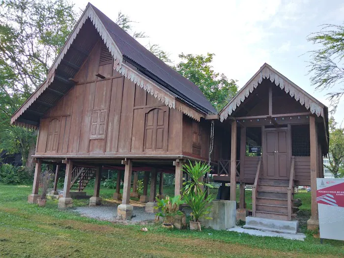 Rumah Traditional Pahang , Rumah Penghulu Ismail Bin Khatib Bakar Picture 6