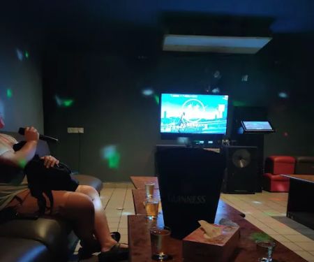 PMP Coffee House & Karaoke