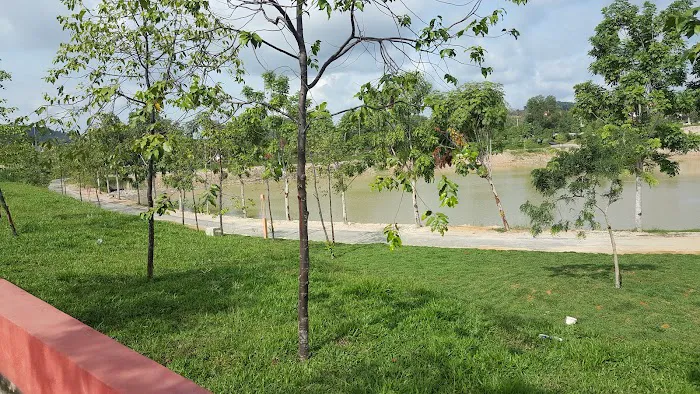 Taman Tasik Puncak Bestari Picture 6