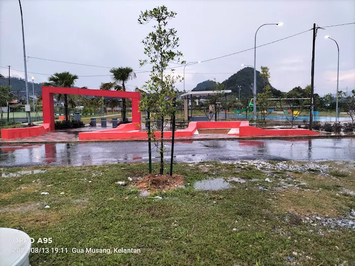 Bandar Utama Gua Musang Mosque Picture 6