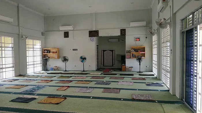 Bandar Utama Gua Musang Mosque Picture 3