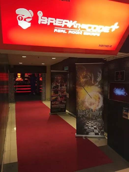 Break The Code Plus - One Utama Picture 4