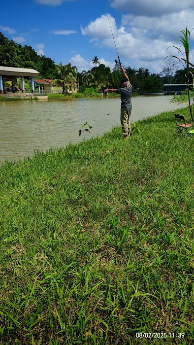 Port memancing tepi empang batu Picture 3