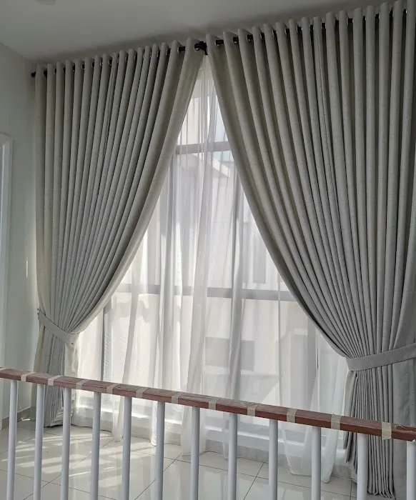 Curtains Picture 3
