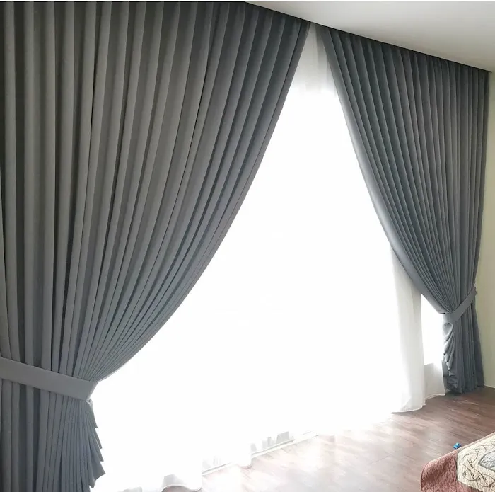 Curtains Picture 5
