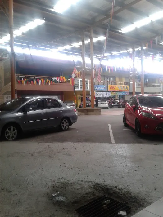 Saujana Utama Mall Picture 6