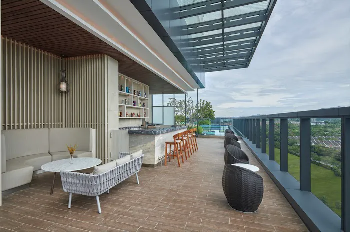 Pool Bar by Courtyard by Marriott® Setia Alam Picture 5