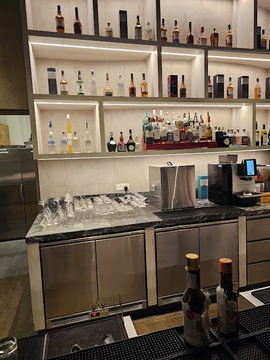 Pool Bar by Courtyard by Marriott® Setia Alam Picture 9