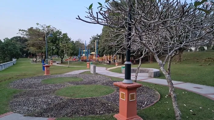 Cempaka Lake Park (TTC) Picture 1
