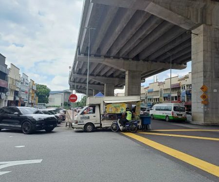 Miqail Rojak & Cendol (Food Truck)