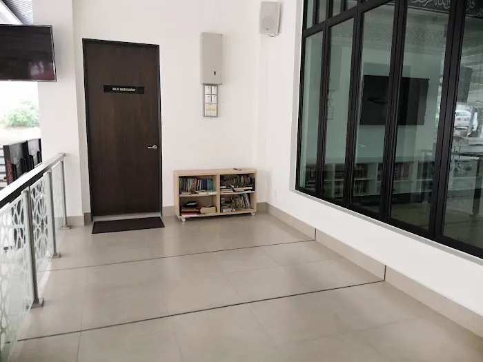 Surau Al-Munawwarah Picture 8