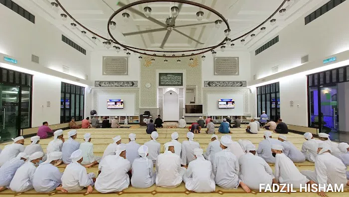 Surau Al-Munawwarah Picture 1