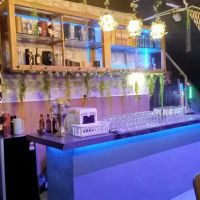 Mr & Mrs Bar and Cafe ico
