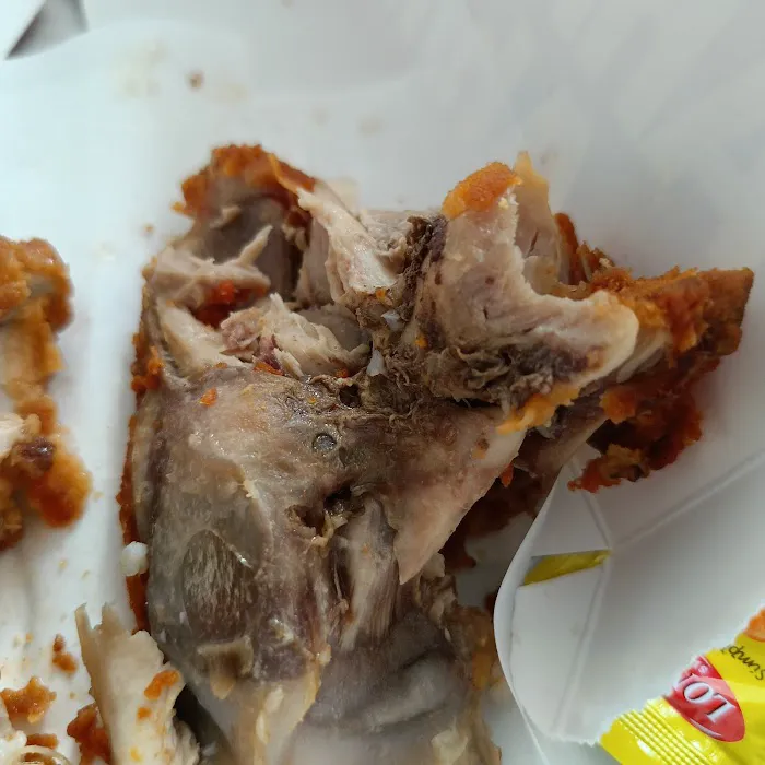 Ahmad's Fried Chicken Picture 6
