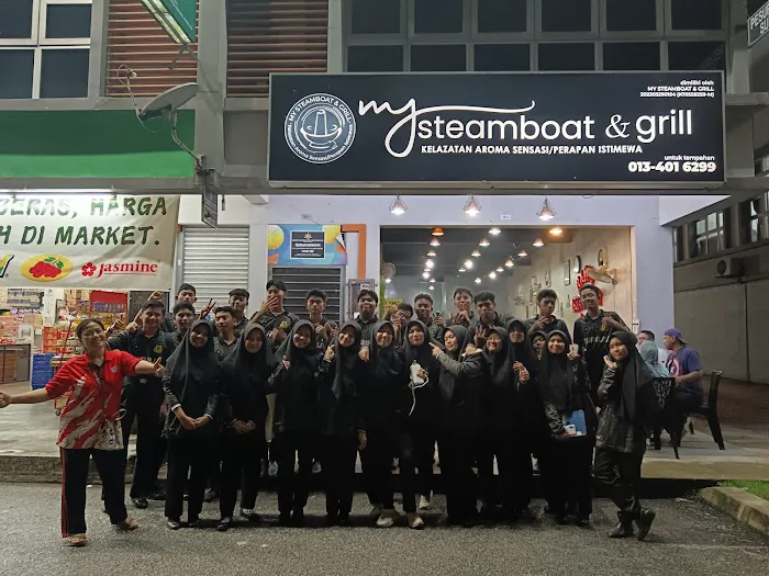 My Steamboat & Grill Picture 3