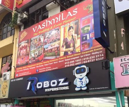 Roboz hyperstore Kajang