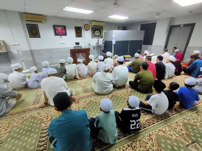 Surau Al Huda Apartment Impian Damansara Damai Picture 6