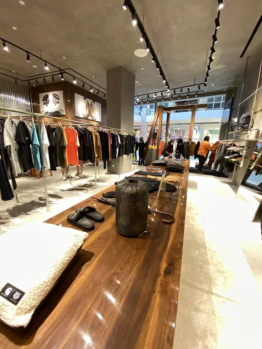 Carhartt WIP Store Pavilion KL Picture 3