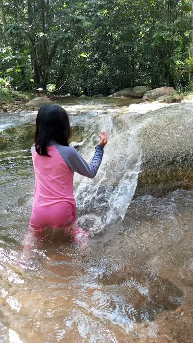 Warisan Campsite Sungai Sendat Picture 2