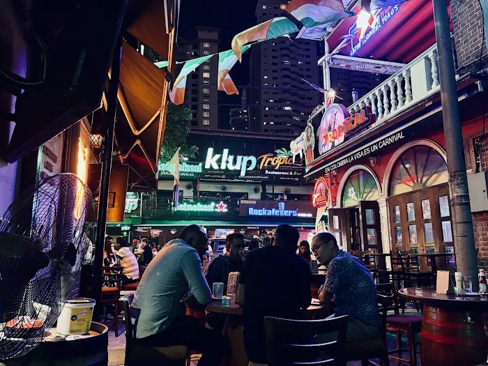 Healy Mac's Irish Bar & Restaurant - Changkat Picture 1