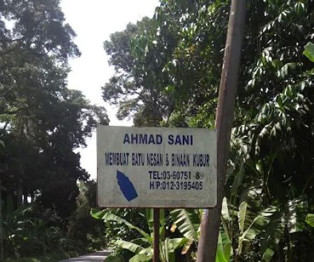 Wak Sani Batu Nesan