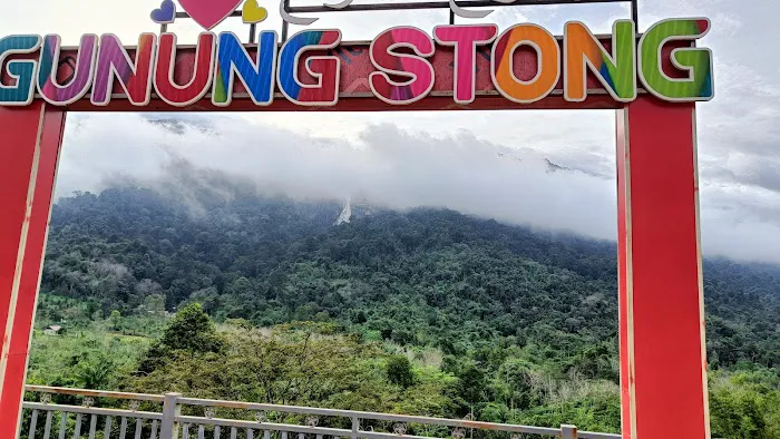 Gunung Stong Waterfall View Picture 1