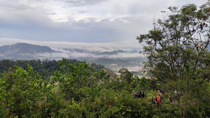 Sg Long Hike Peak Picture 7
