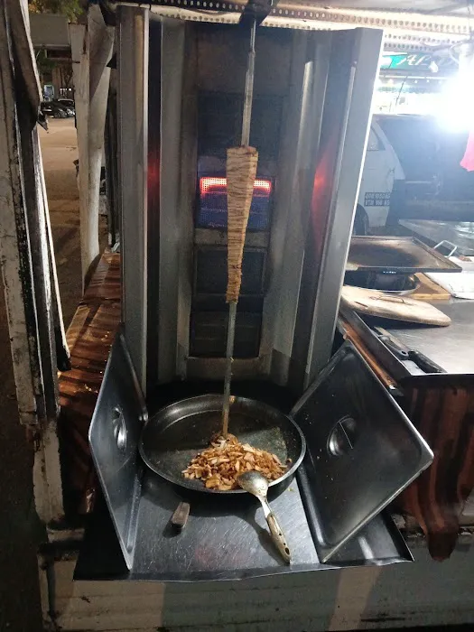 Shawarma Abu Yusuf Food Truck Picture 6