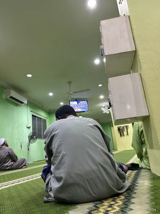 Surau an nur pangsapuri desa sepakat Picture 3