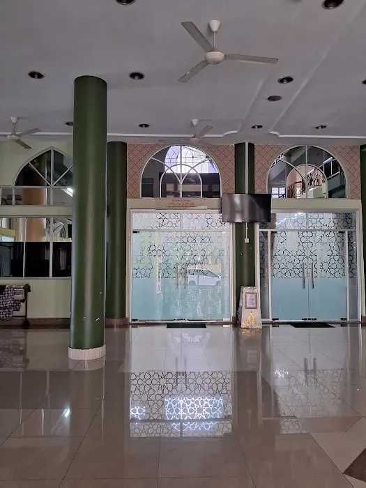 Mosque Imam Al-Tirmizi Sri Sentosa Picture 1