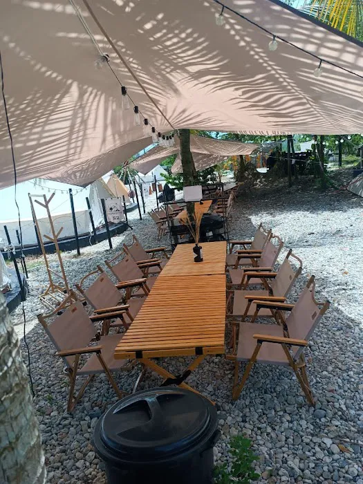 De Selva Campsite Picture 7