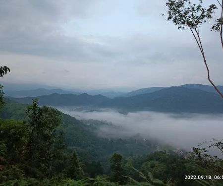 End Trail Bukit Panorama = Pondok Puncak Bukit Panorama
