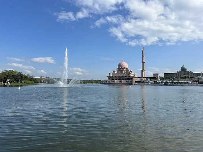 Air Pancut Tasik Putrajaya Picture 1
