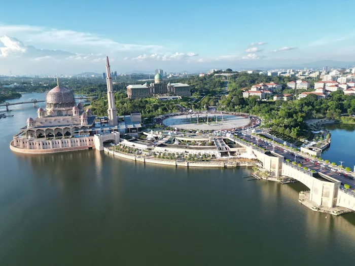 Air Pancut Tasik Putrajaya Picture 2