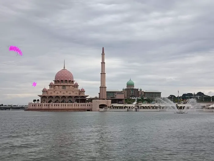 Istana Darul Ehsan Picture 8