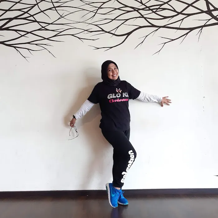 MY Fit Dance Studio Picture 4