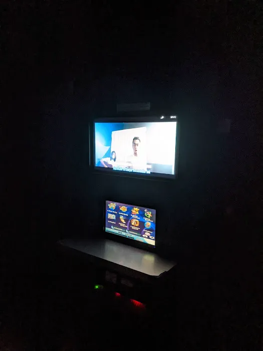 K ROOM KARAOKE SRI RAMPAI Picture 7