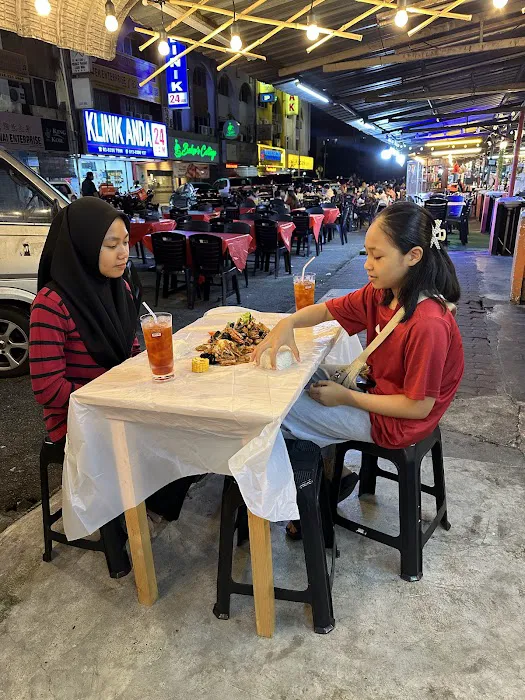 Aroi MaQ MaQ Thai Food Picture 10