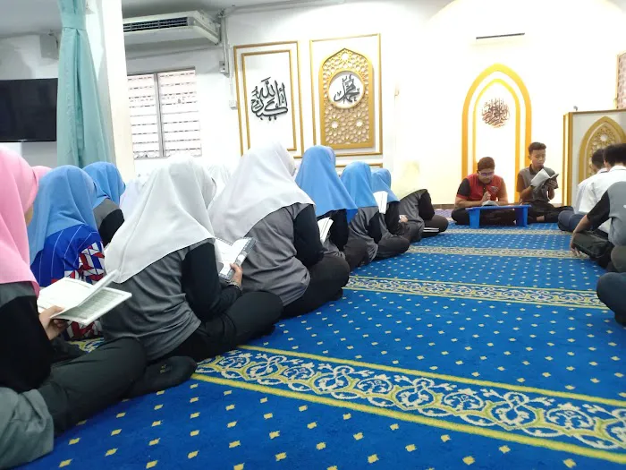 SURAU NUR AD-DIN Picture 4