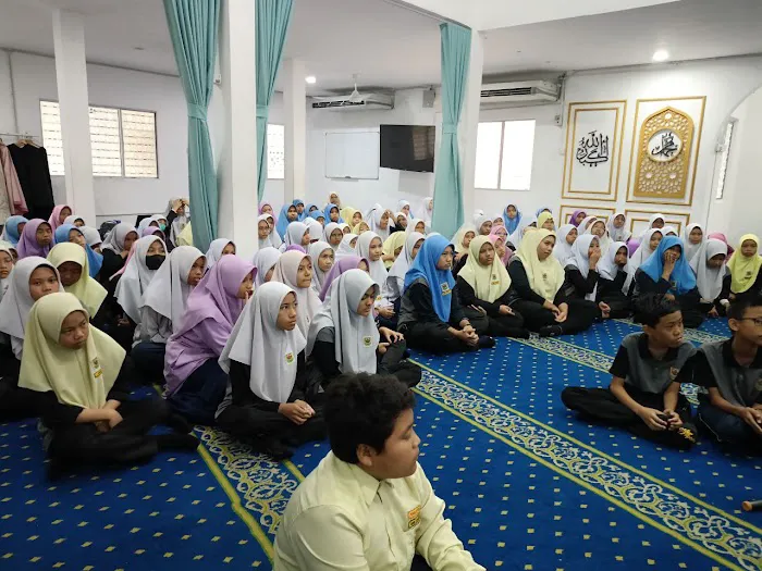 SURAU NUR AD-DIN Picture 5