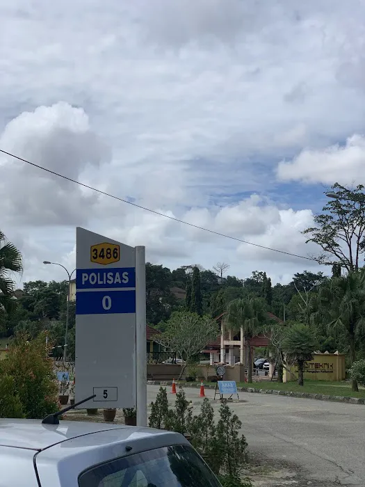 0km Polisas Picture 2