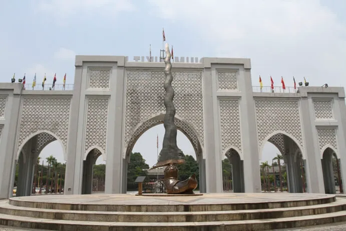 The Keris Sculpture @ Bukit Jalil National Stadium Picture 1