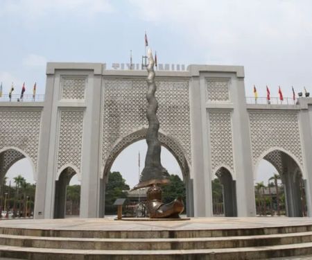 The Keris Sculpture @ Bukit Jalil National Stadium