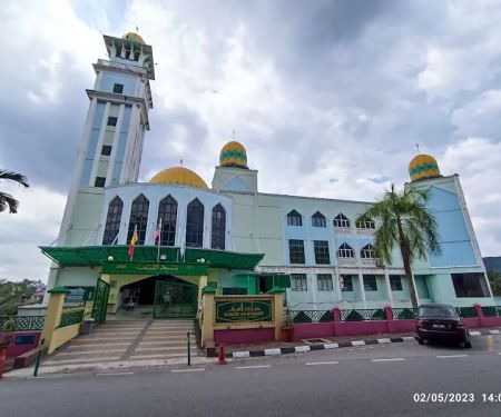 Al-Shariff Mosque, Gombak Town (Main Mosque)