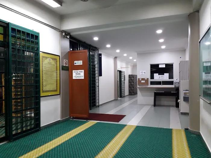 Al-Shariff Mosque, Gombak Town (Main Mosque) Picture 7