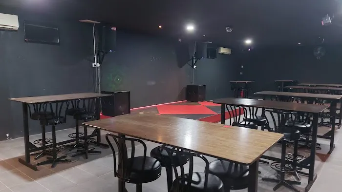 Let's Dance Cafe Picture 2
