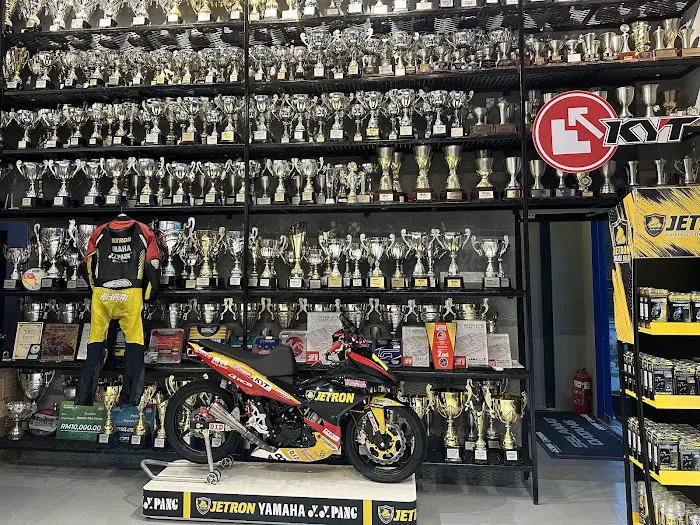 YY Pang Racing Sport Picture 6