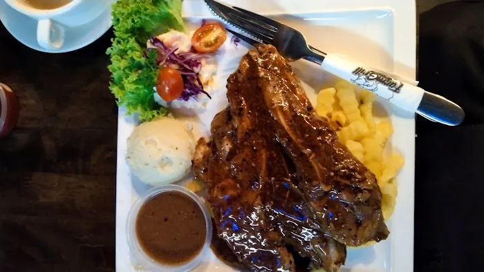 Pagar Tepi Austin Steak House Picture 2
