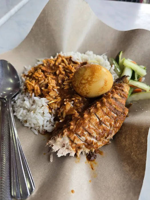 Nasi Dagang Warisan Batu Buruk De'Rumbia Picture 2