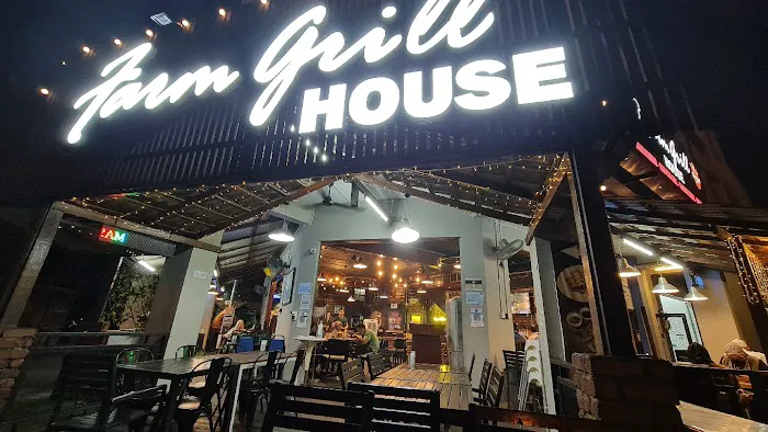Farmgrill House Picture 2